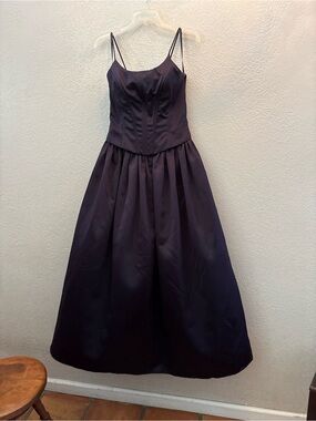 Scott McClintock Jessica McClintock Deep Purple Satin Spaghetti-Strap formalGown